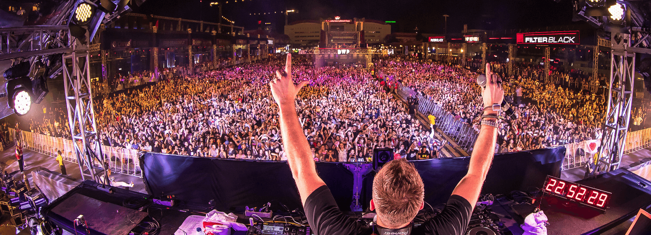 ISMAYA LIVE Background